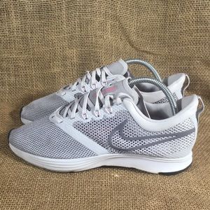 Nike Zoom Strike Mesh Running Shoes Gray